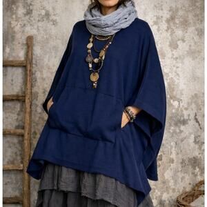 Dubgee By Whoopi Poncho Size 0ne Size Front Pocket Blue NWT Lagenlook Casual